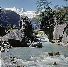 Der Gschlößbach mit Niederwasser