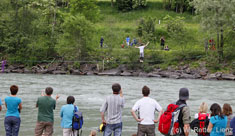 Überquerung der Isel auf der Slackline geglückt!