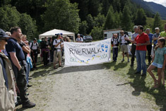 TVBO-Obmann Franz Theurl bei der Verabschiedung zum Riverwalk